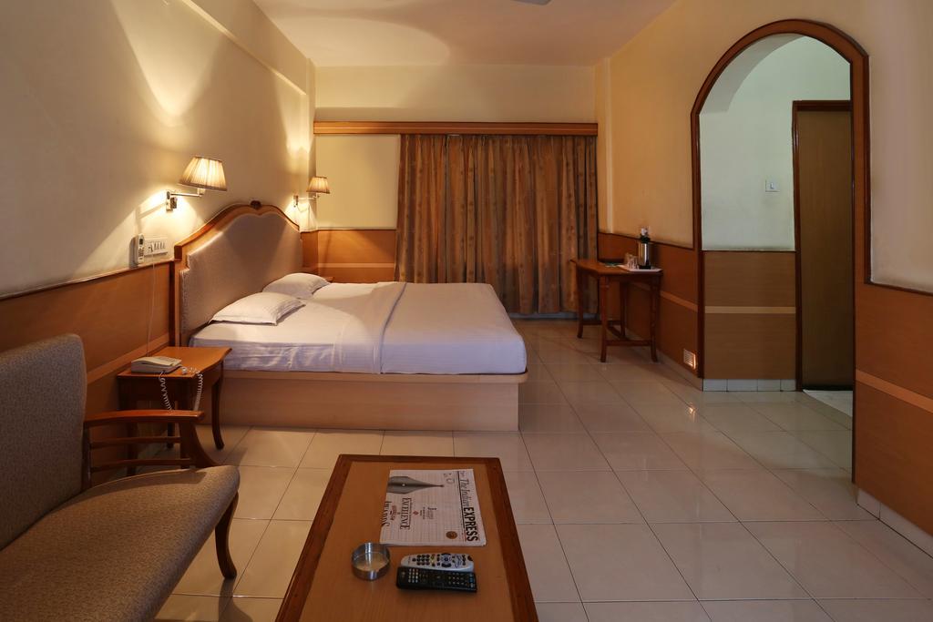 Hotel Atithi Aurangabad  Eksteriør bilde